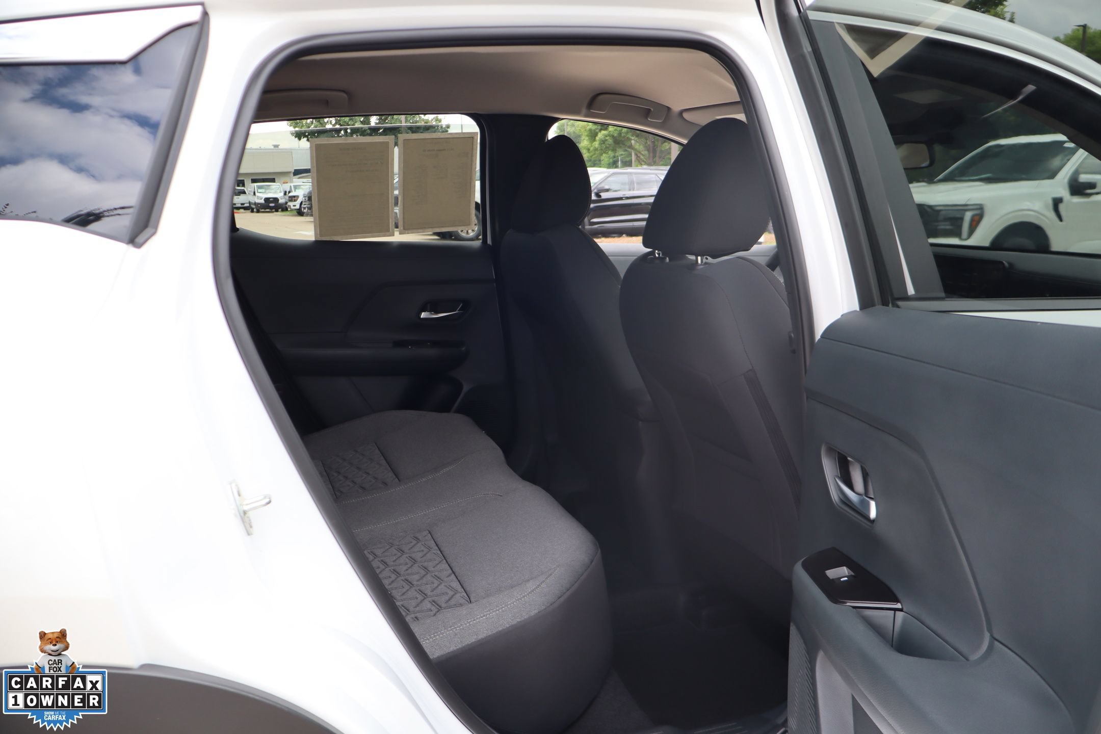 Used 2025 Nissan Kicks SV FWD image 28