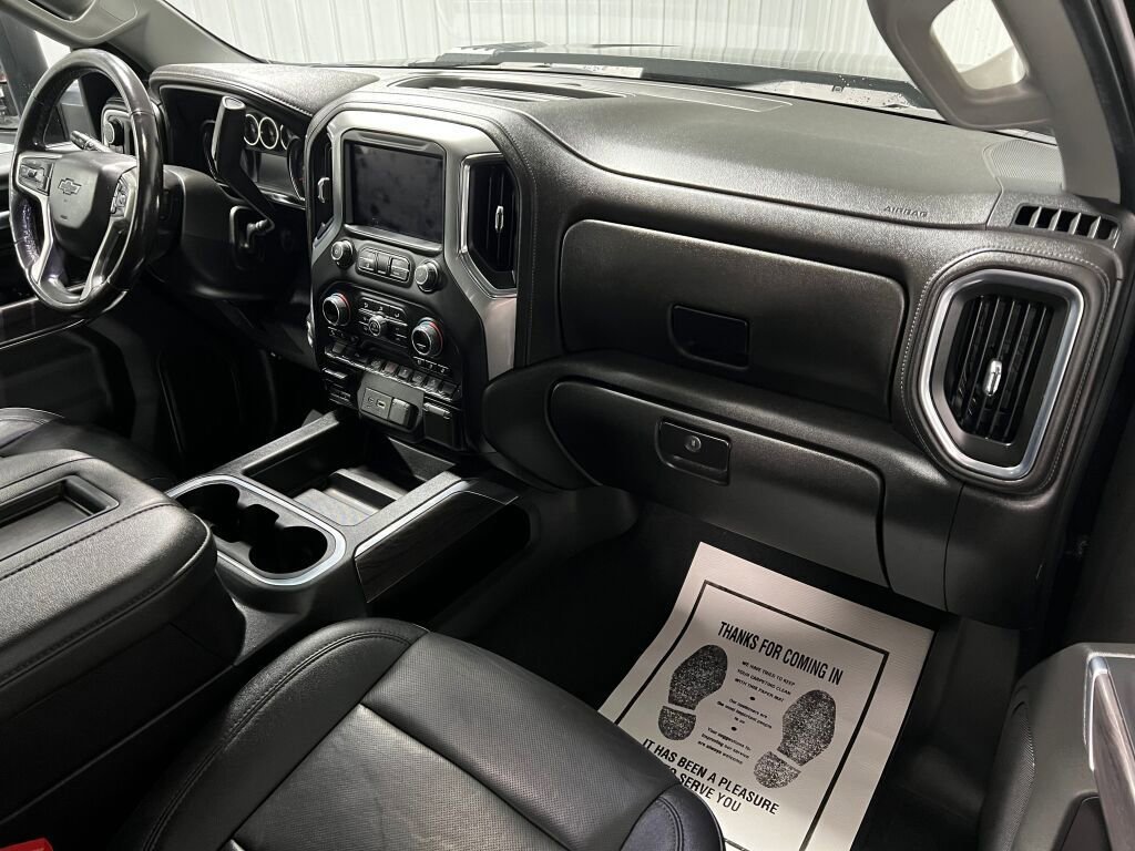 Used 2022 Chevrolet Silverado 2500 LTZ w/ LTZ Plus Package image 3