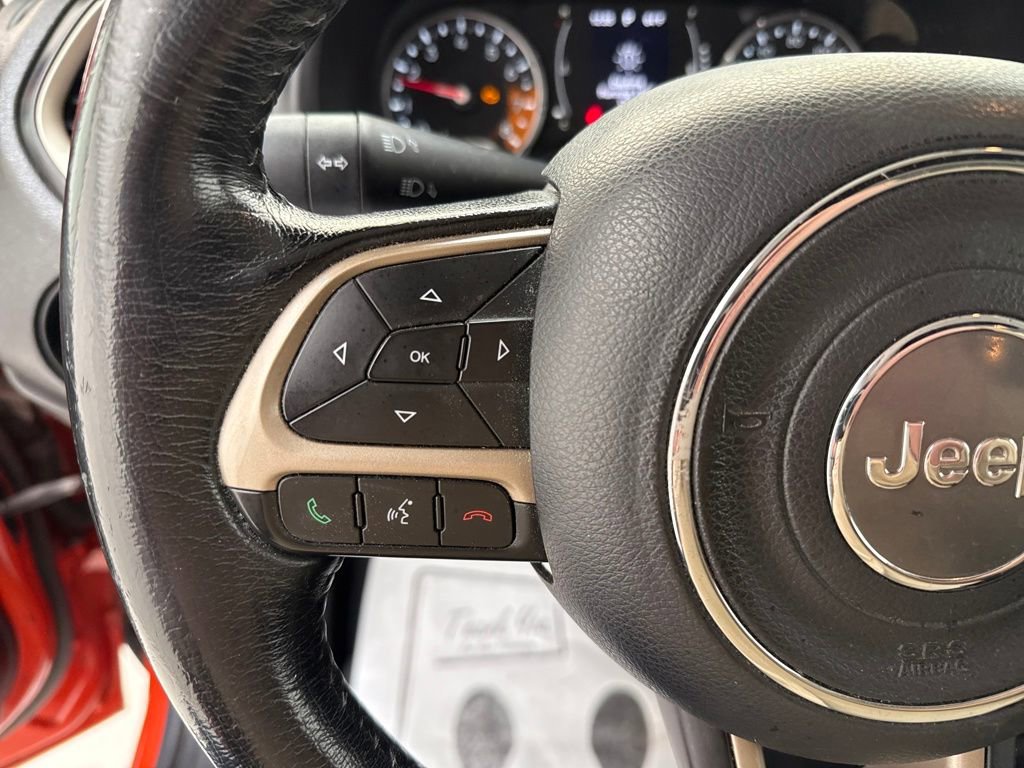 Used 2016 Jeep Renegade Latitude w/ Safety & Security Group image 24