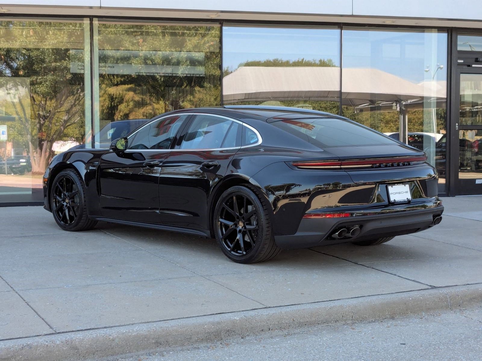 New 2026 Porsche Panamera image 3