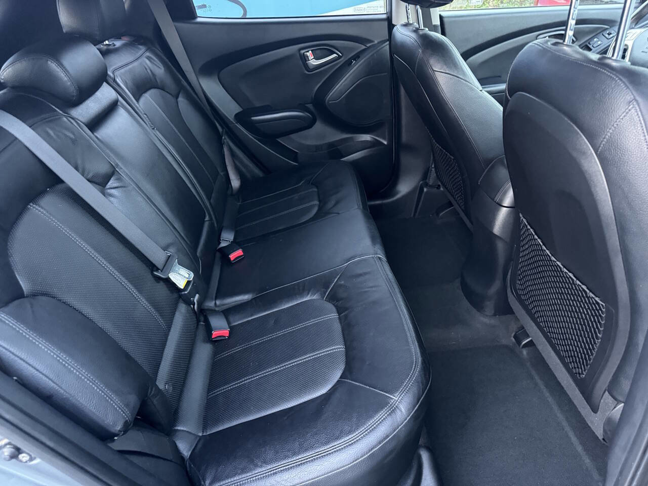 Used 2011 Hyundai Tucson Limited image 31