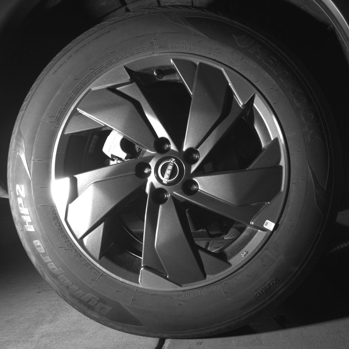 Used 2025 Nissan Rogue SV image 15