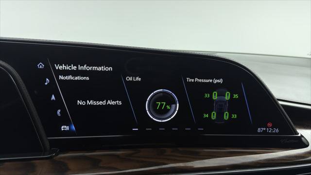 Used 2022 Cadillac Escalade ESV Sport Platinum w/ LPO, ONYX Package AWD/4WD image 34