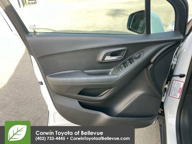 Used 2019 Chevrolet Trax LT w/ Driver Confidence Package image 24