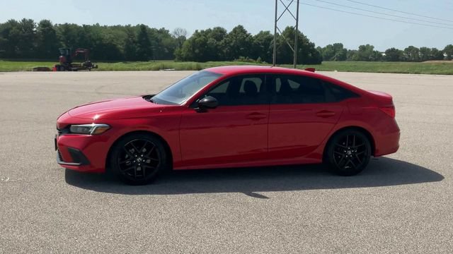 Used 2023 Honda Civic Sport image 5