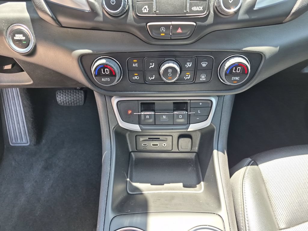 Used 2023 GMC Terrain SLT AWD/4WD image 28