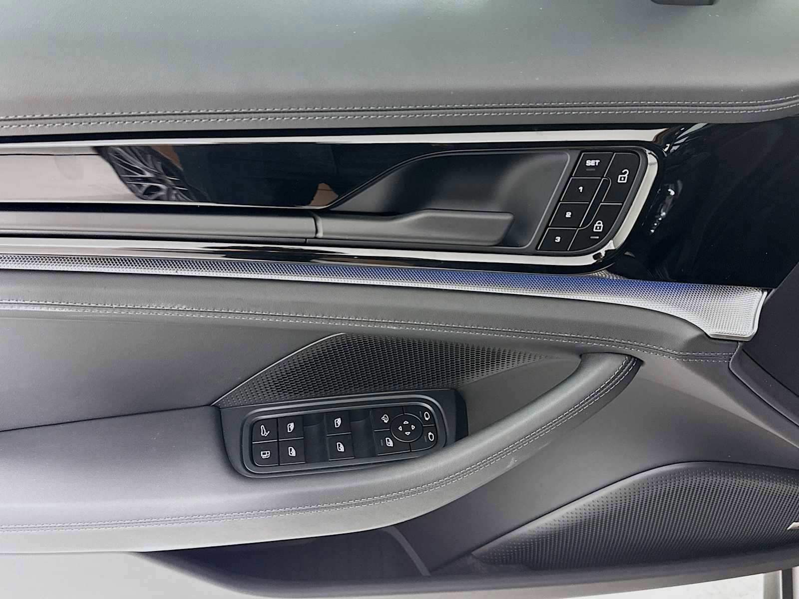 New 2026 Porsche Panamera 4 image 11