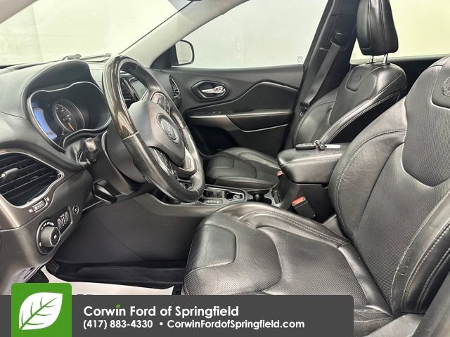 Used 2019 Jeep Cherokee Overland w/ Technology Group image 20