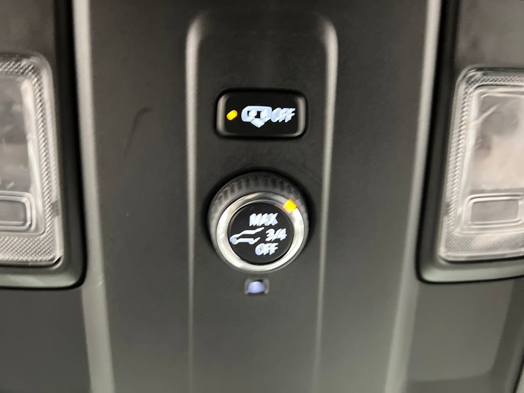 Used 2025 Chevrolet Tahoe LT image 63