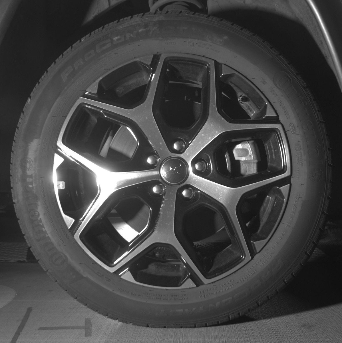 Used 2025 Jeep Compass Limited image 13