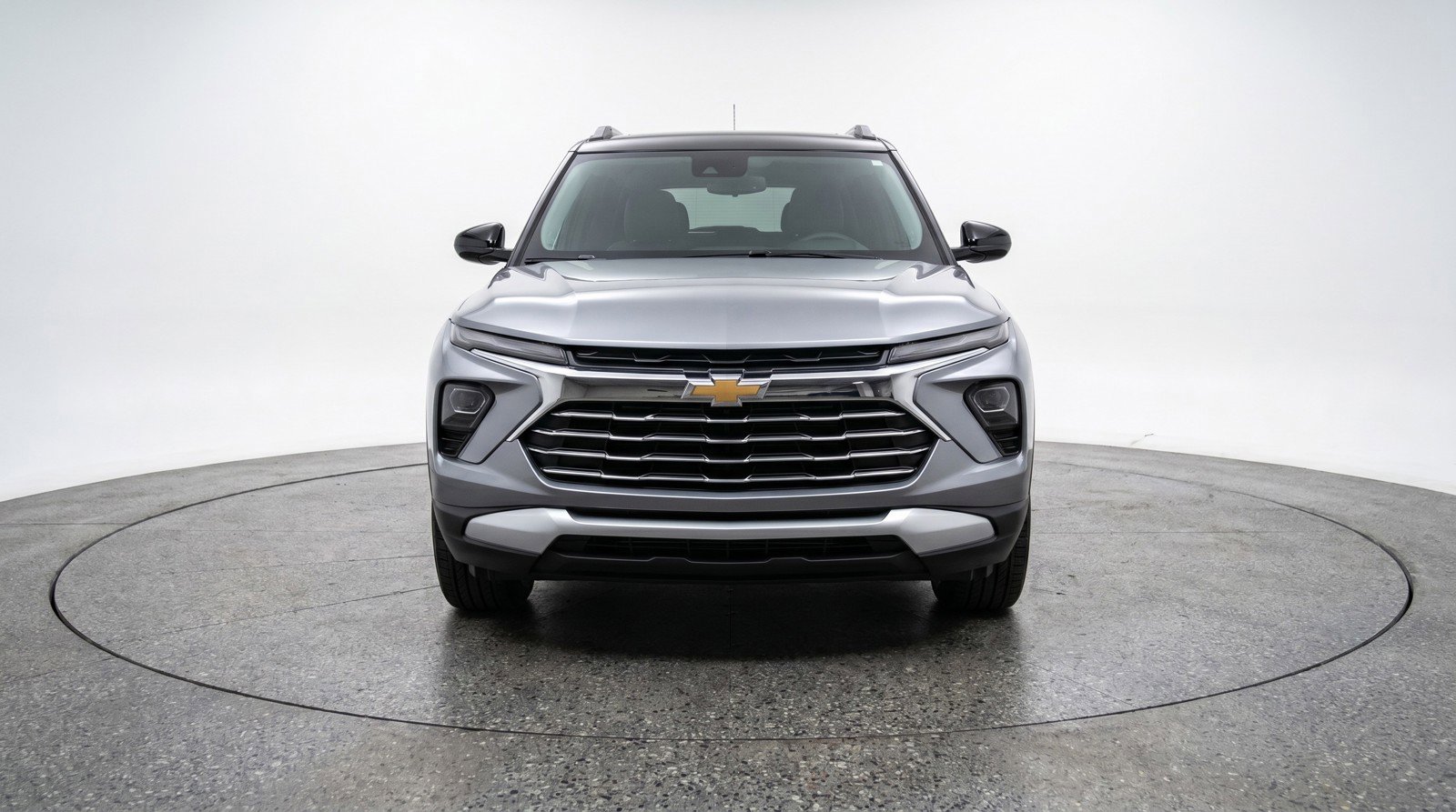 Used 2025 Chevrolet TrailBlazer LT FWD image 2