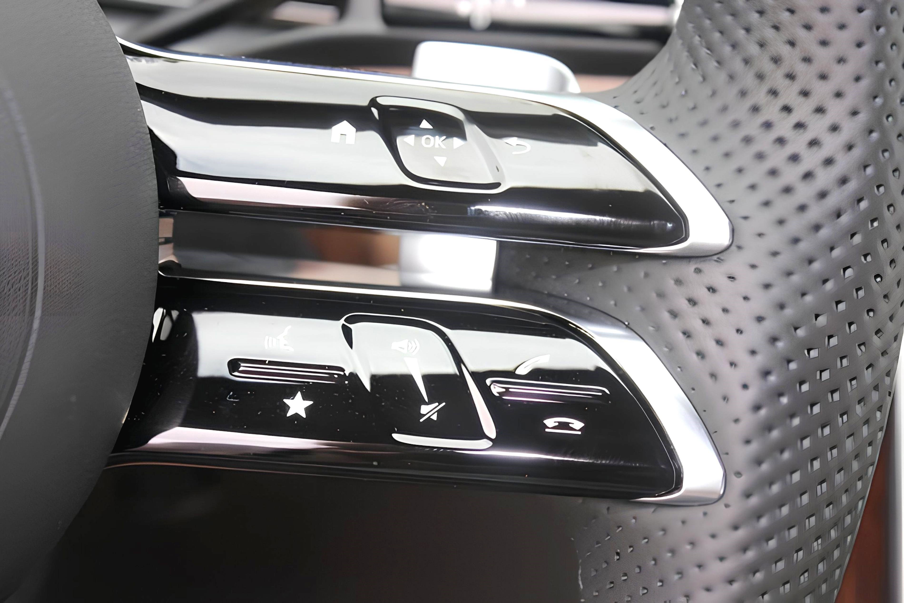 Used 2024 Mercedes-Benz C 300 Sedan image 21