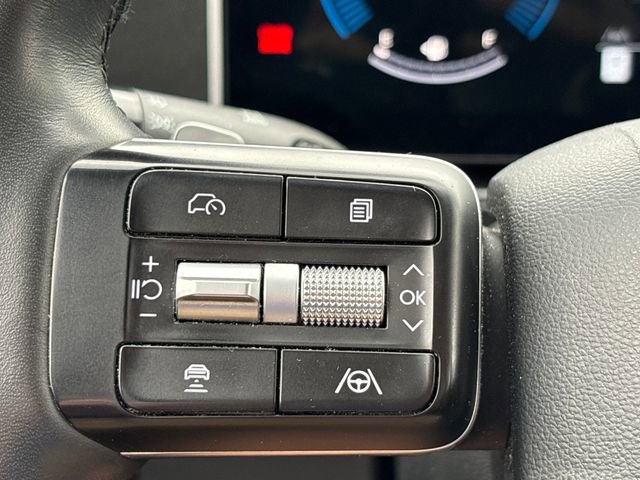 Used 2025 Hyundai Santa Fe SEL AWD/4WD image 16