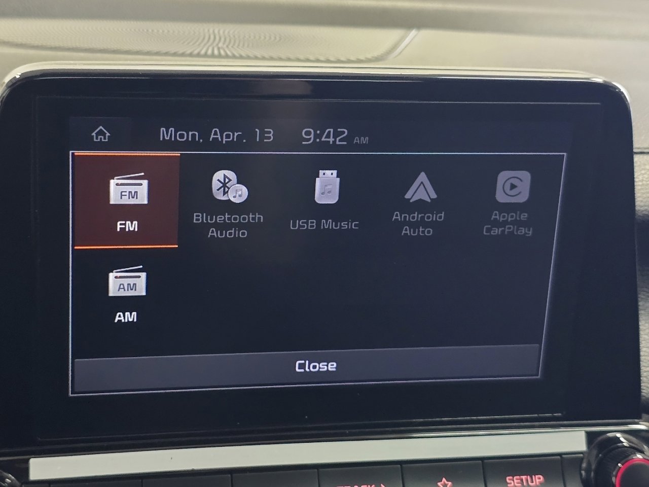 Used 2023 Kia Forte LXS image 3