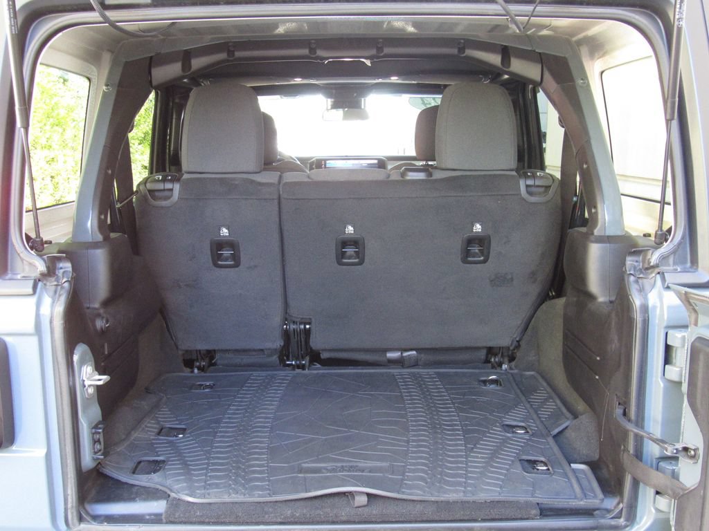 Used 2024 Jeep Wrangler Unlimited Sport AWD/4WD image 21