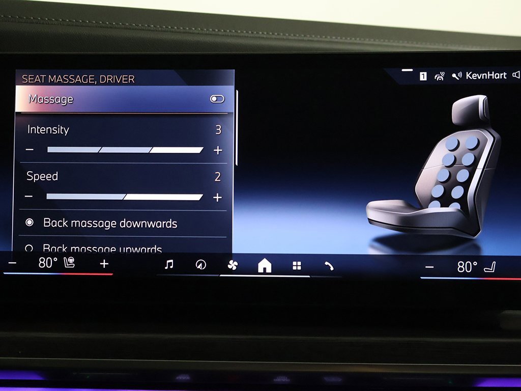 Used 2025 BMW i7 xDrive60 w/ Premium Package image 51