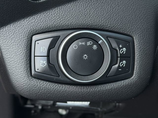 Used 2016 Ford Escape Titanium image 21