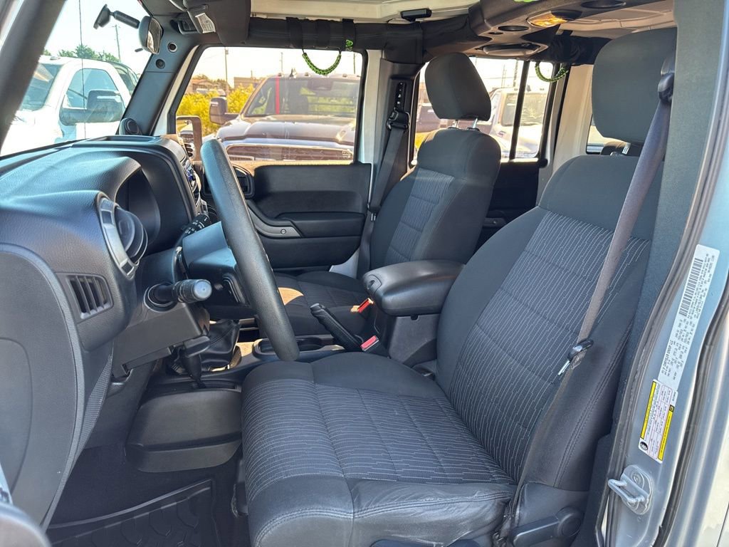 Used 2011 Jeep Wrangler Unlimited Sport AWD/4WD image 27