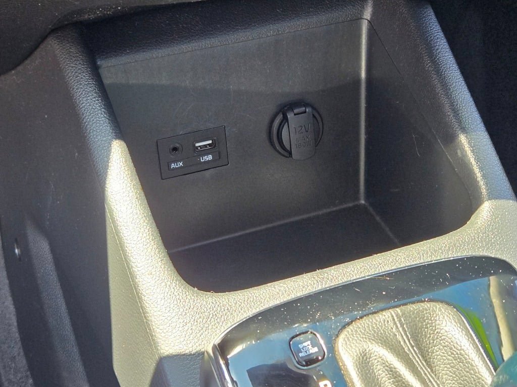 Used 2017 Kia Forte LX FWD image 21