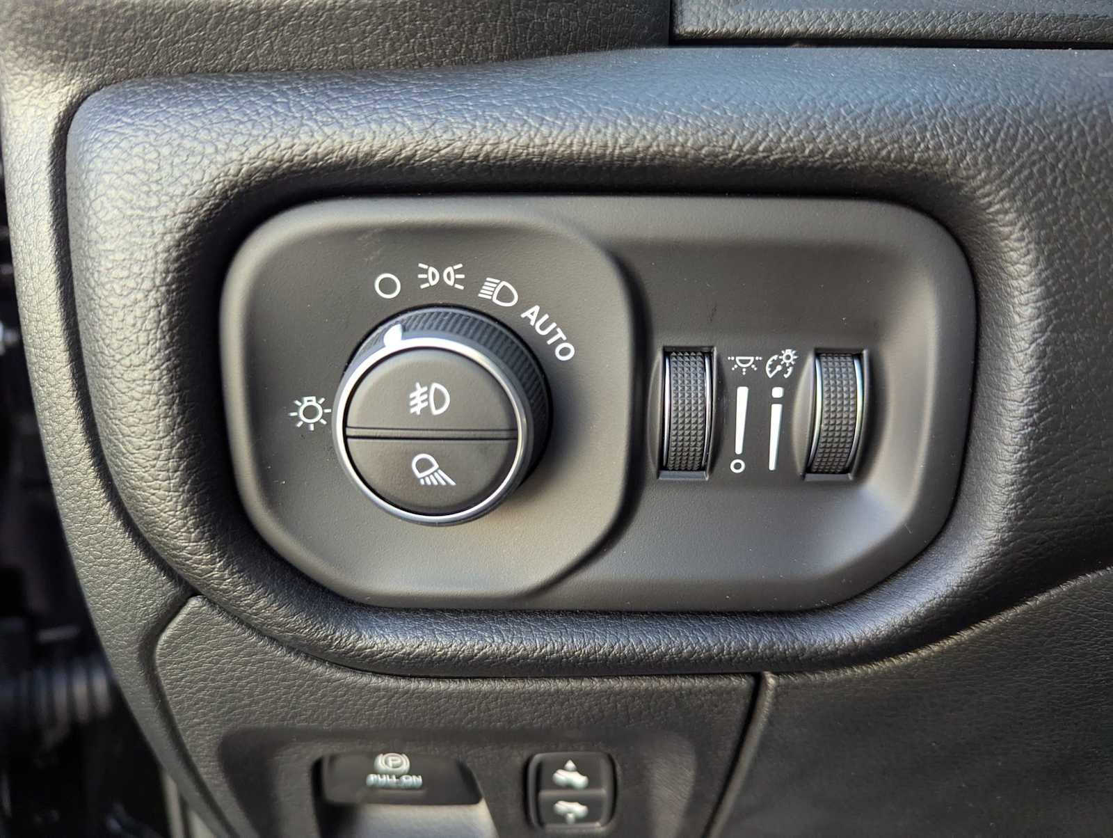 New 2026 RAM 1500 Big Horn AWD/4WD image 24
