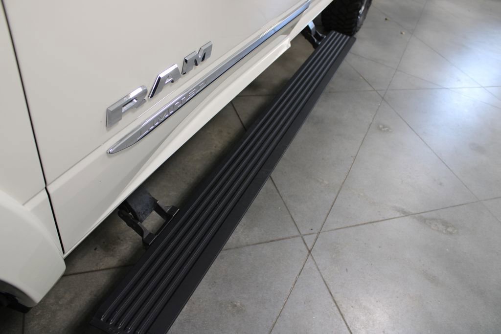 Used 2024 RAM 2500 Limited image 22