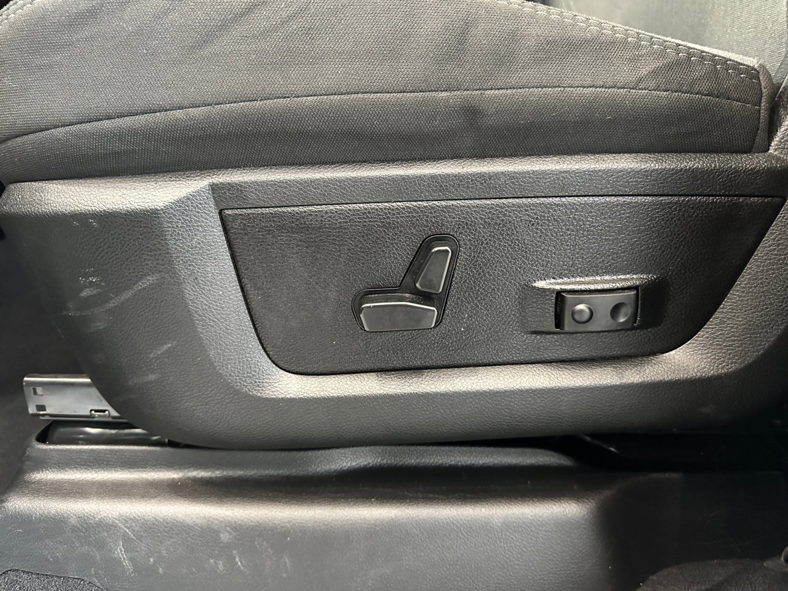 Used 2024 RAM 2500 Big Horn image 10