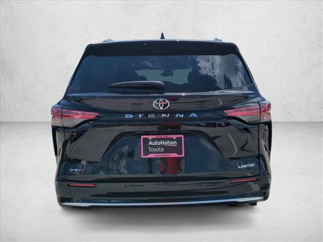 New 2026 Toyota Sienna Limited FWD image 8