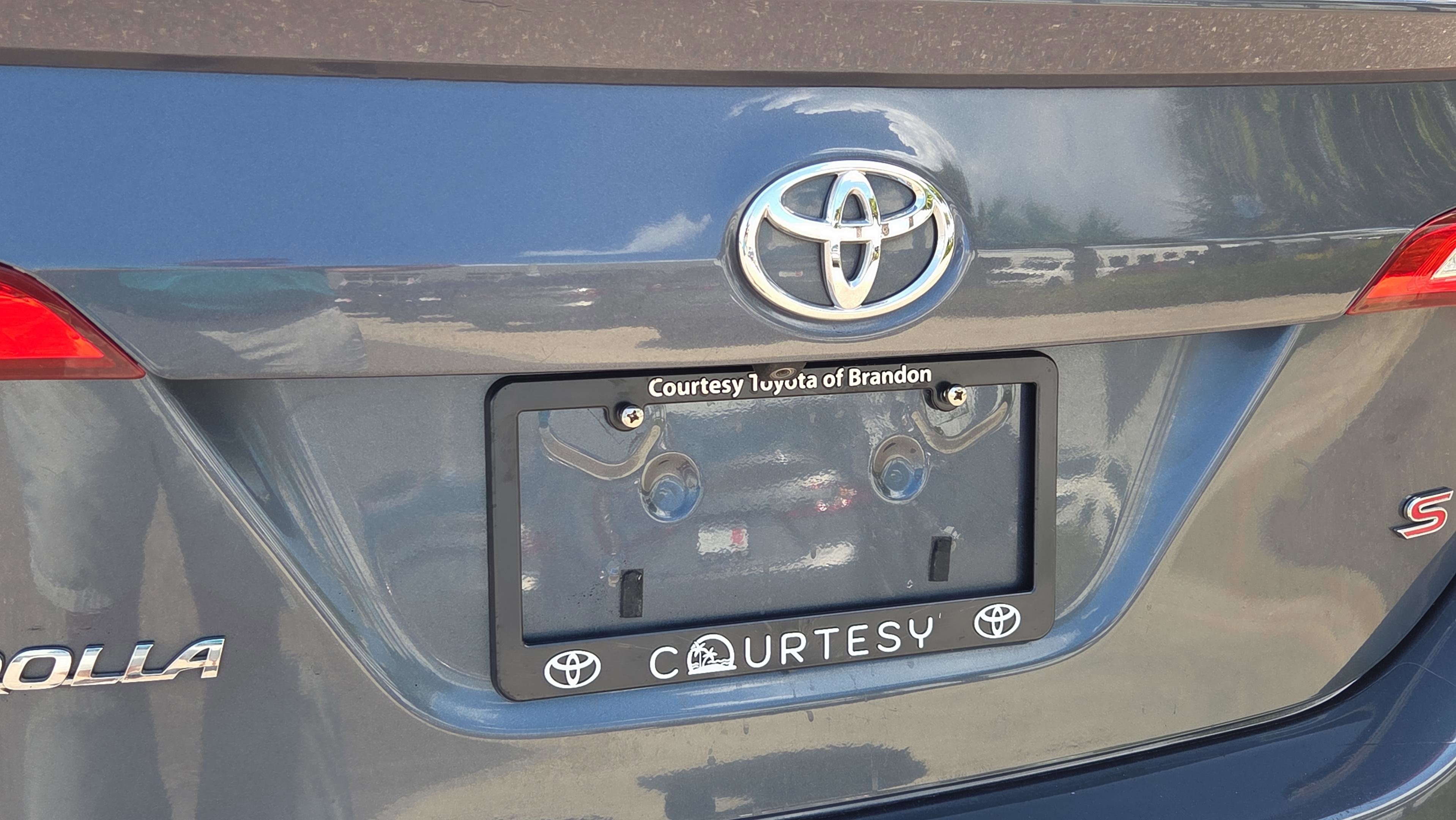 Used 2015 Toyota Corolla S FWD image 29