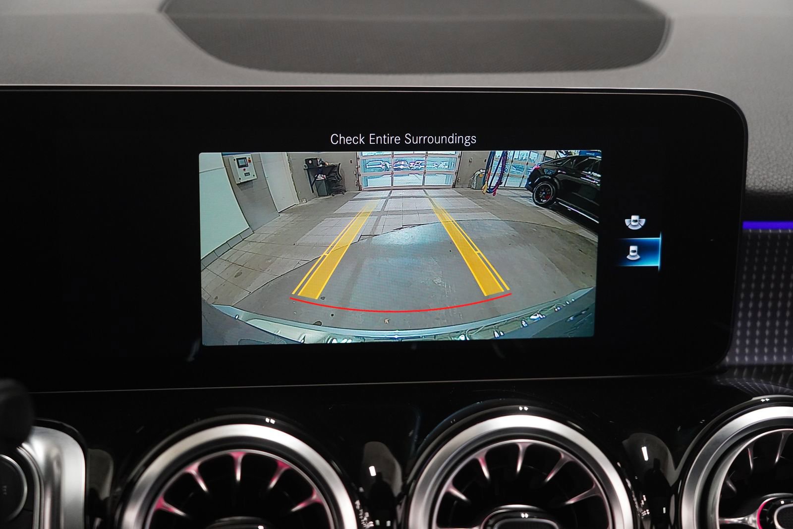 Certified 2023 Mercedes-Benz GLB 250 image 26