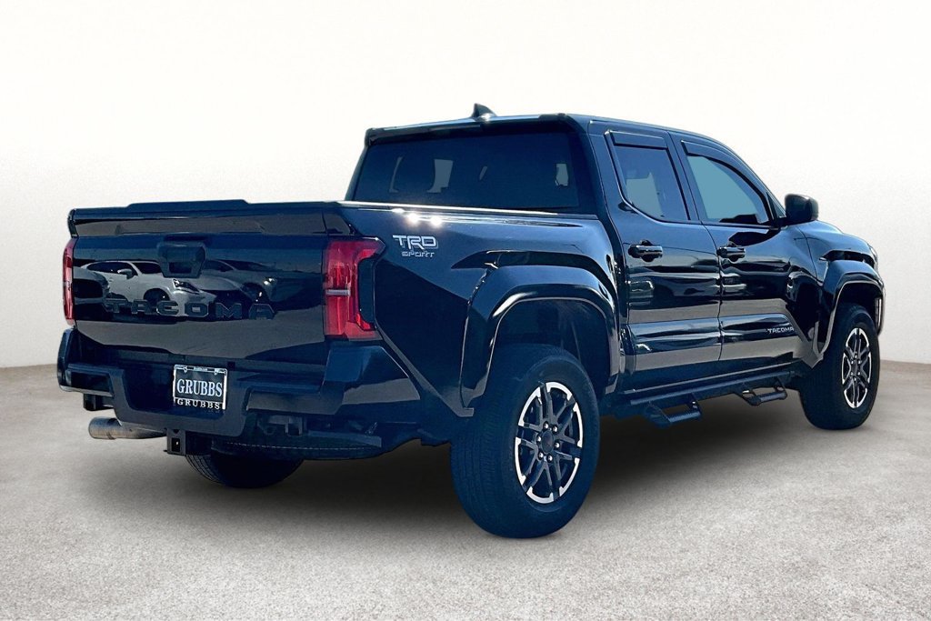 Used 2025 Toyota Tacoma TRD Sport RWD image 2