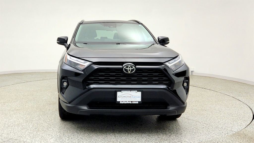 Used 2023 Toyota RAV4 XLE Premium AWD/4WD image 2