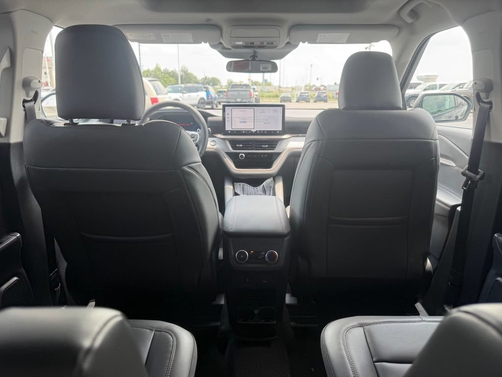 New 2026 Ford Explorer Active w/ Active Comfort Package AWD/4WD image 43