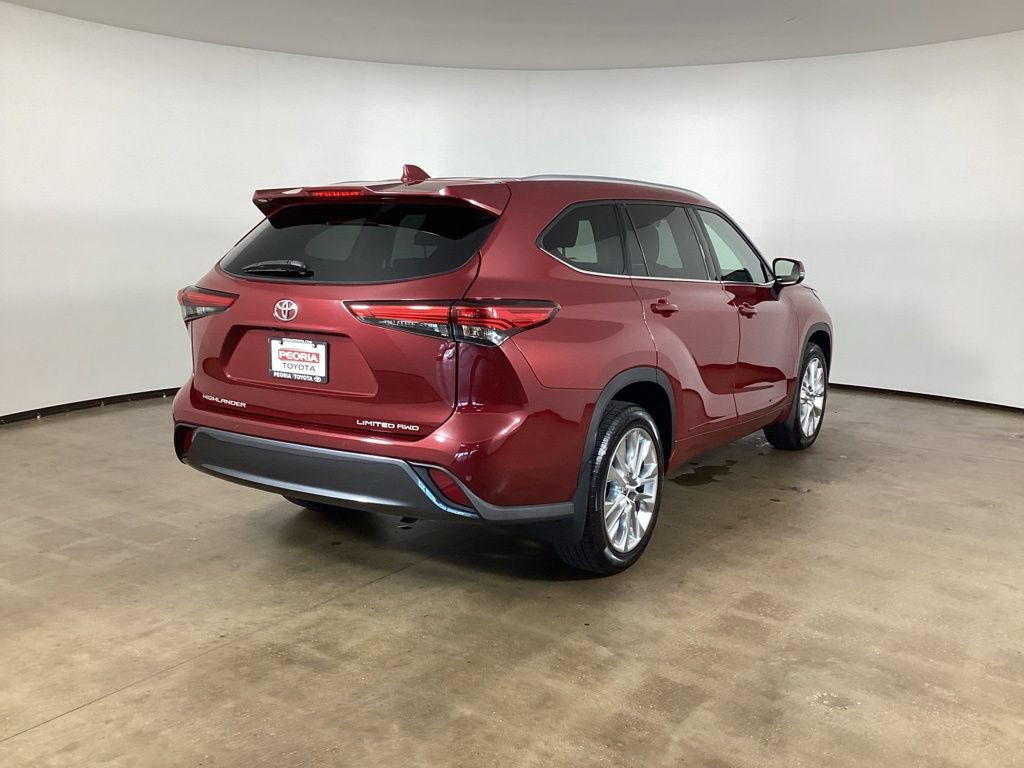 Used 2020 Toyota Highlander Limited AWD/4WD image 5