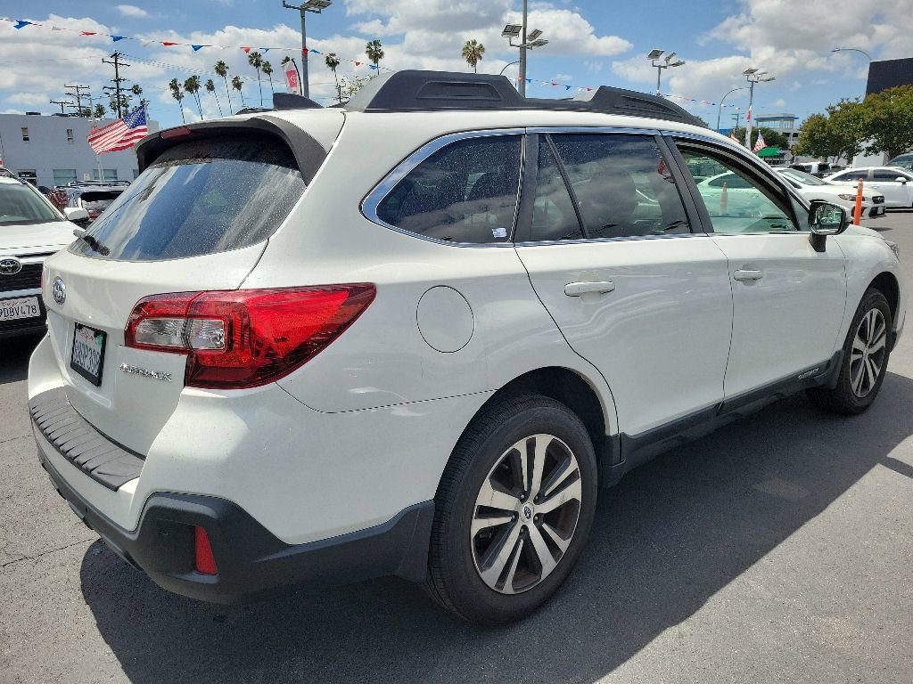 Used 2018 Subaru Outback 2.5i Limited AWD/4WD image 7