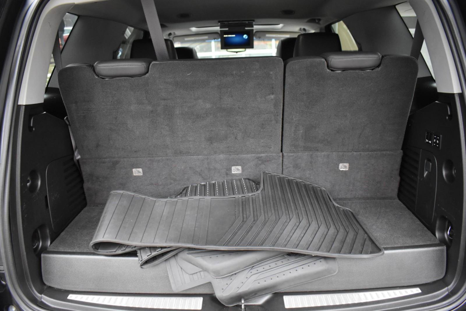 Used 2017 Cadillac Escalade Luxury image 56