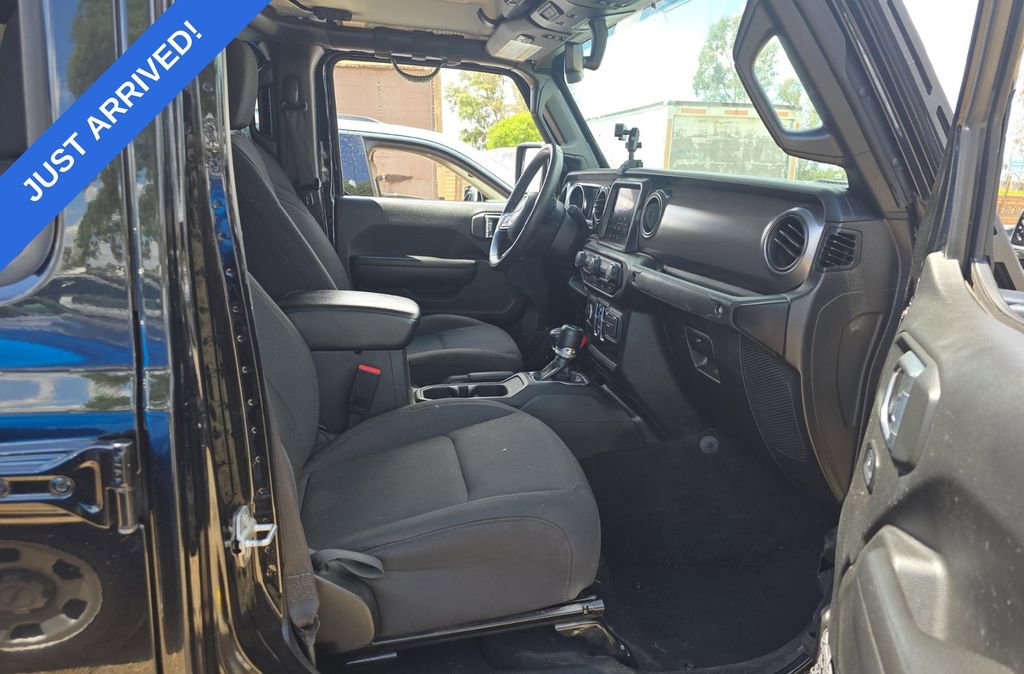 Used 2023 Jeep Gladiator Sport AWD/4WD image 6