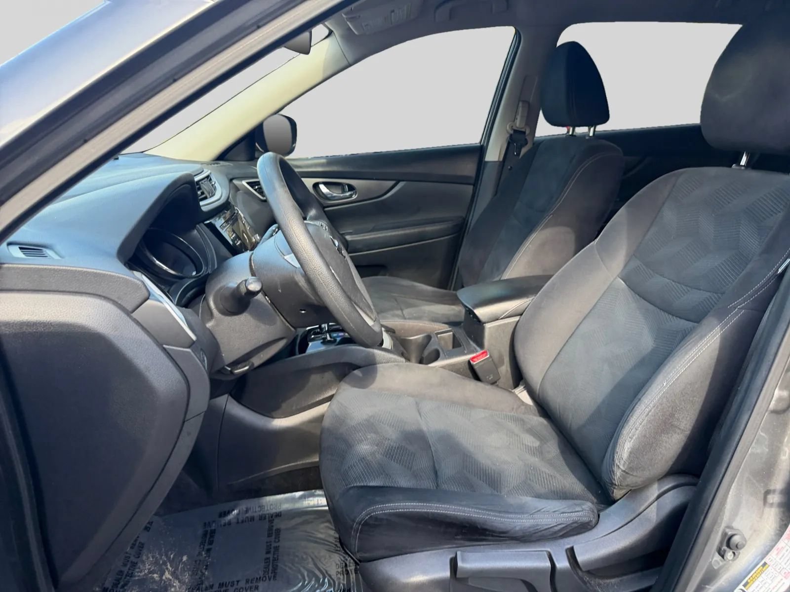 Used 2016 Nissan Rogue S FWD image 10