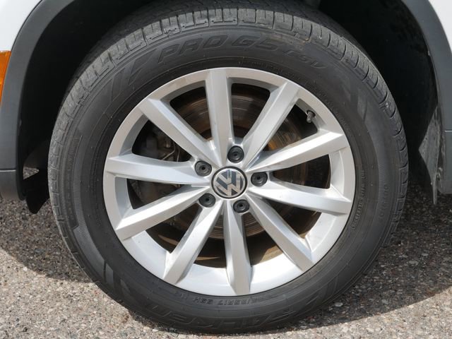 Used 2017 Volkswagen Tiguan Wolfsburg Edition image 10