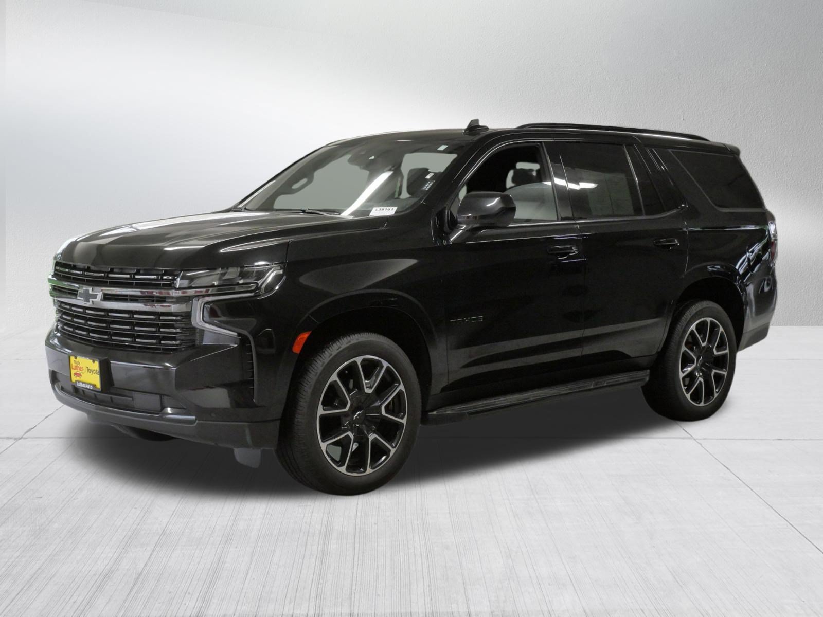 Used 2022 Chevrolet Tahoe RST w/ Sport Performance Package AWD/4WD image 3