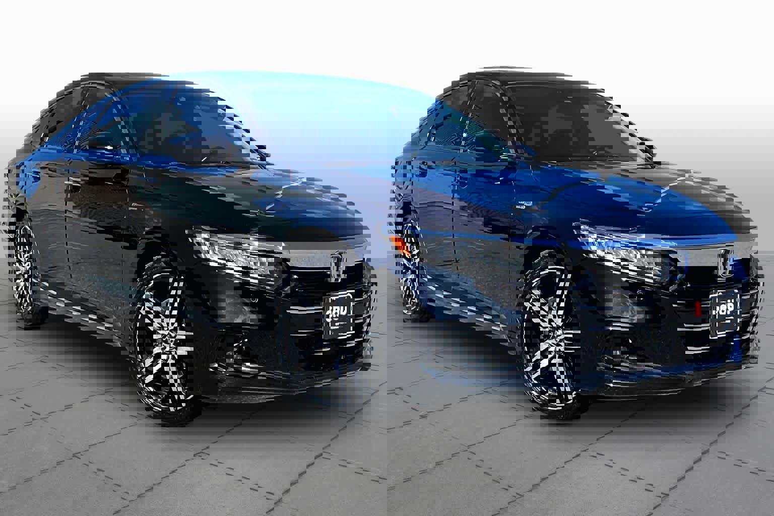 Used 2021 Honda Accord Touring image 3