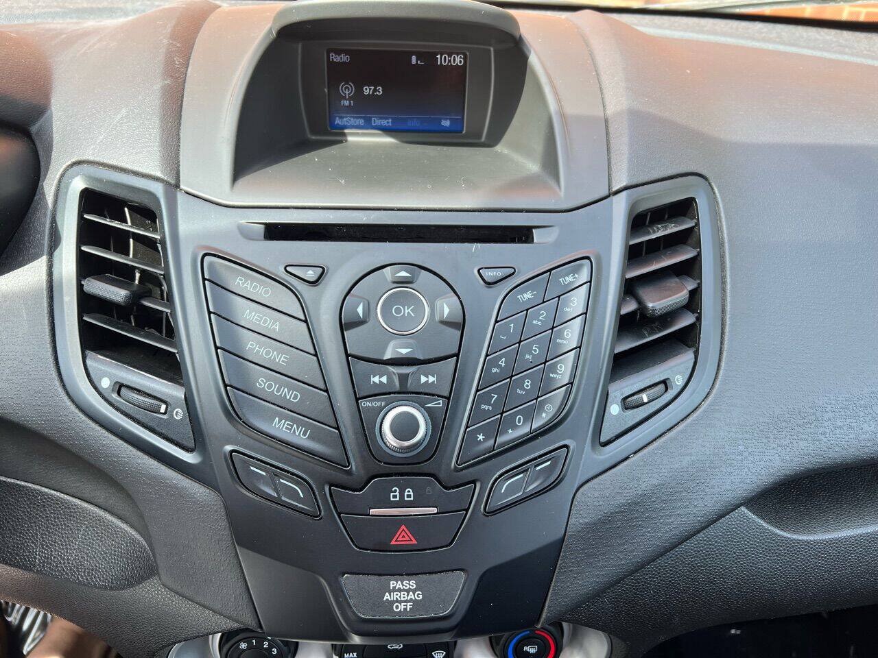 Used 2019 Ford Fiesta SE FWD image 19