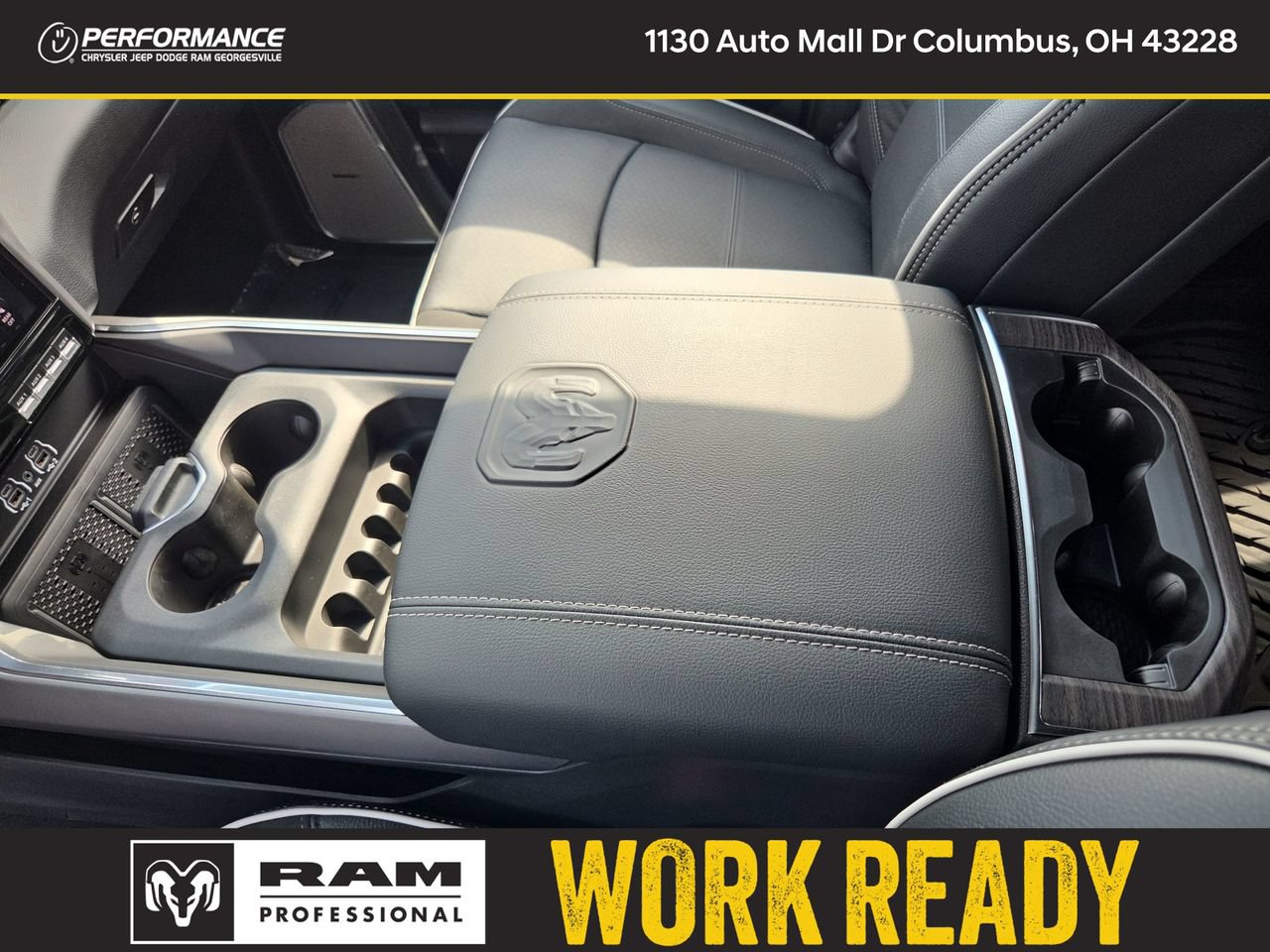 New 2026 RAM 2500 Laramie AWD/4WD image 36