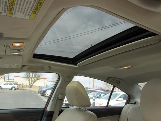 Used 2015 Subaru Legacy 3.6R Limited AWD/4WD image 11