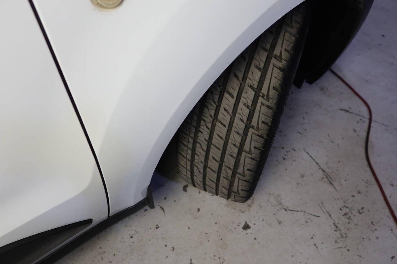 Used 2016 Ford Transit Connect XL image 38