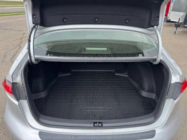 Used 2022 Toyota Corolla LE FWD image 23