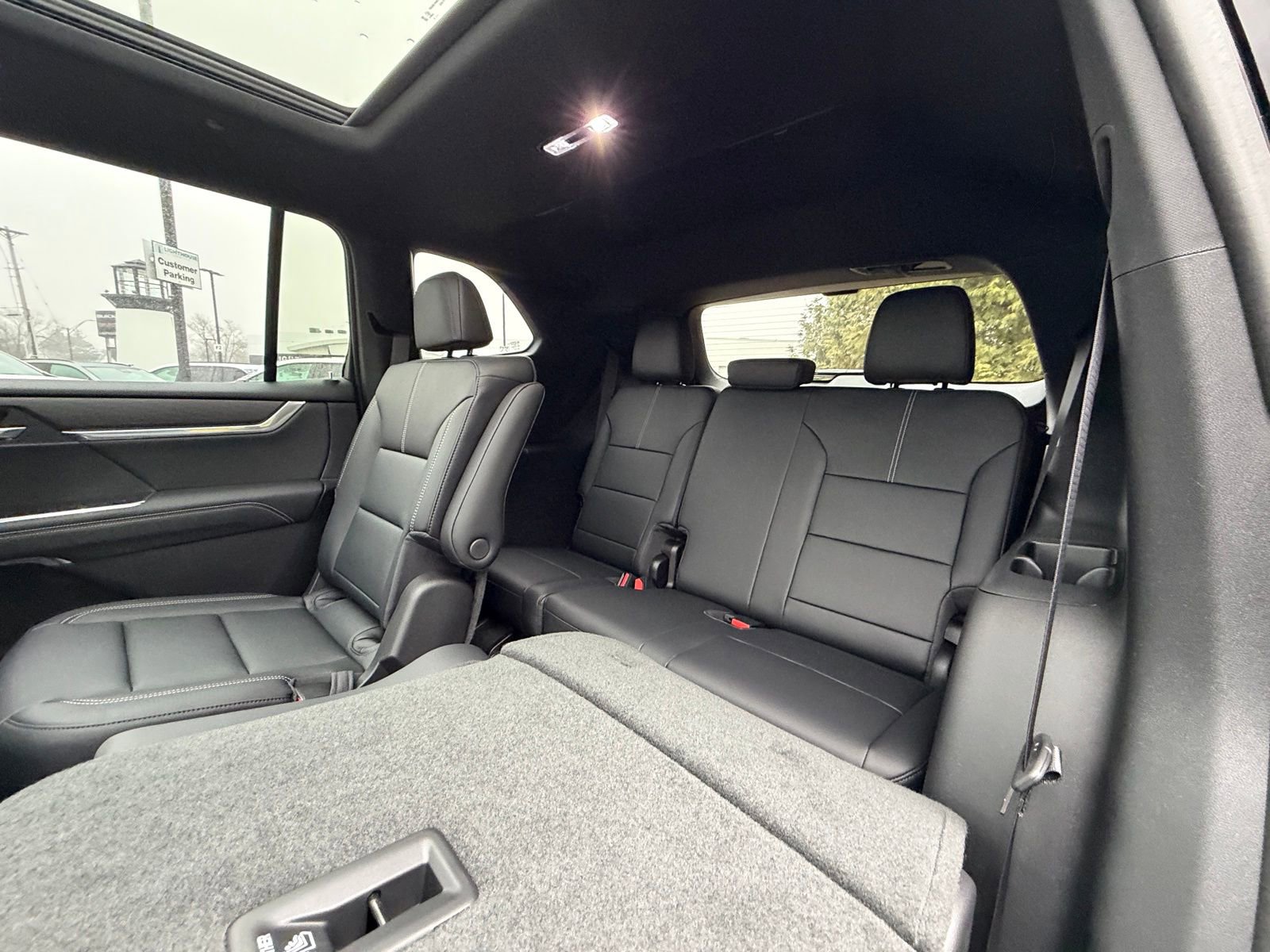 New 2026 GMC Acadia Elevation image 26