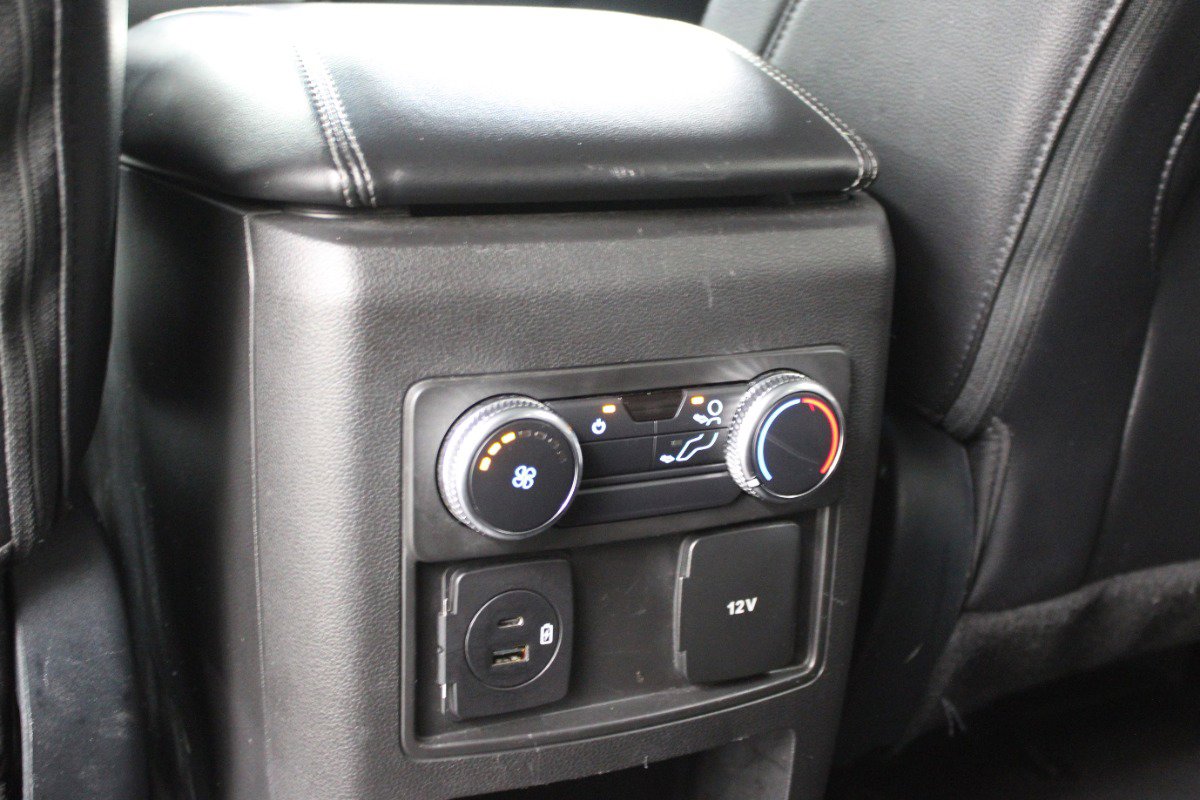 Used 2021 Ford Explorer XLT w/ Equipment Group 202A AWD/4WD image 29