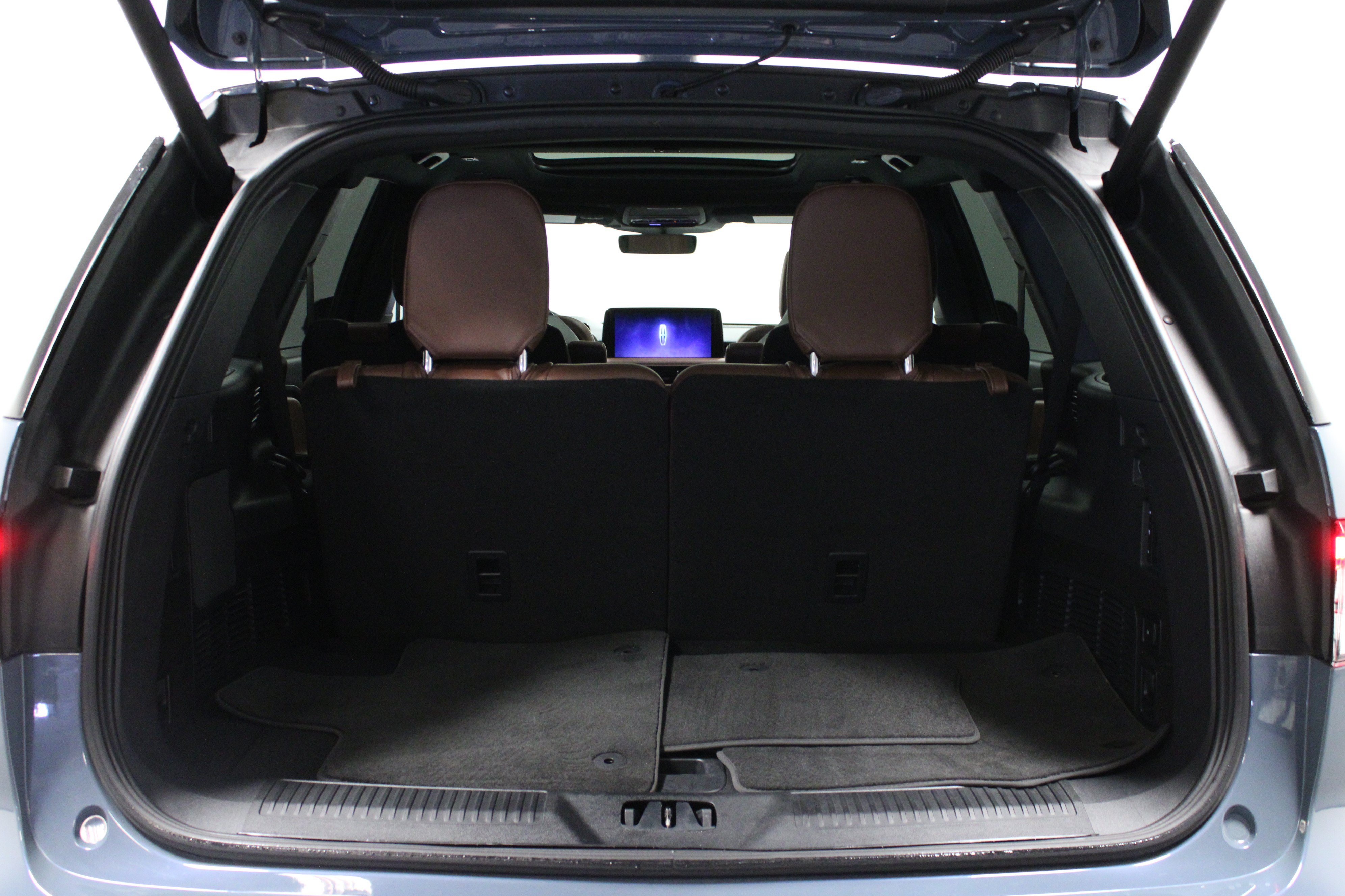 Used 2025 Lincoln Aviator Reserve w/ Luxury Package RWD image 15
