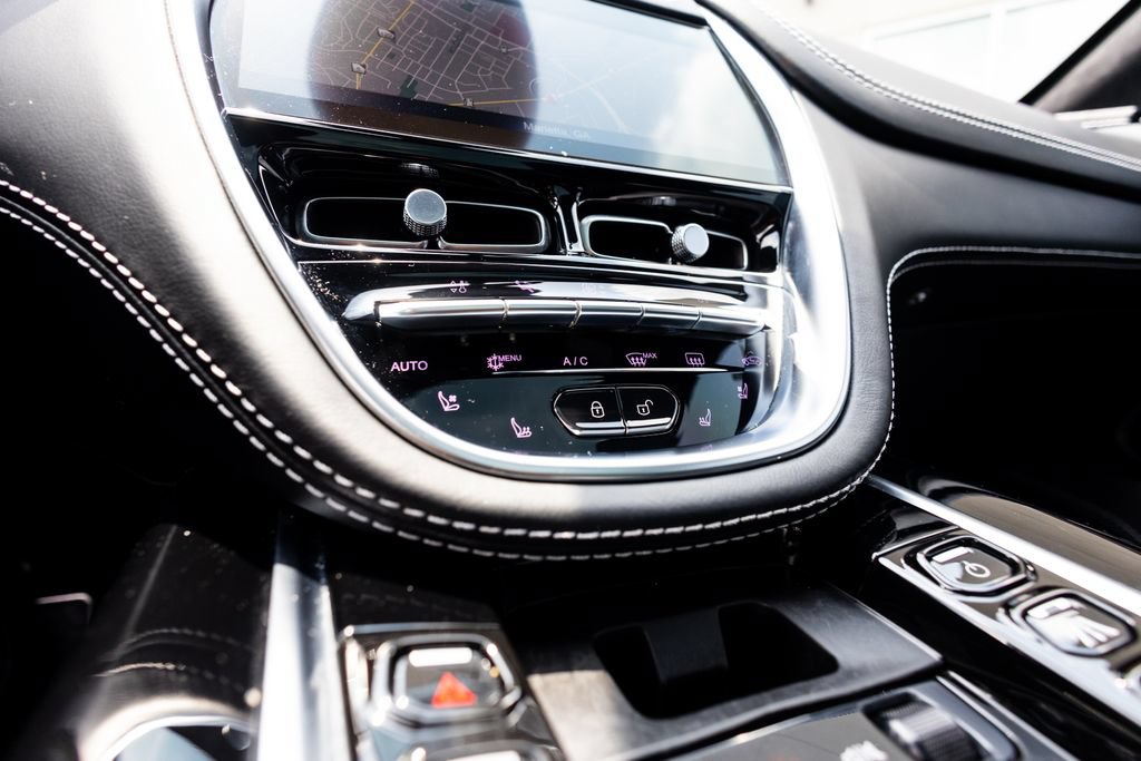 Used 2021 Aston Martin DBX AWD/4WD image 30