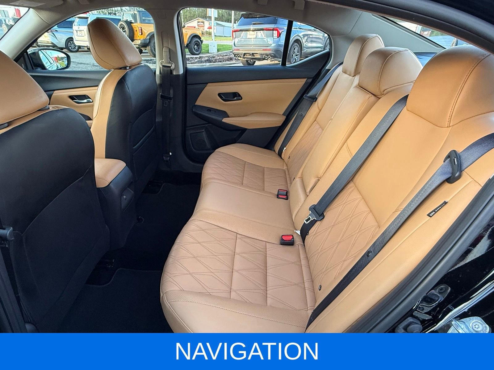 Used 2025 Nissan Sentra SV w/ SV Premium Package FWD image 14
